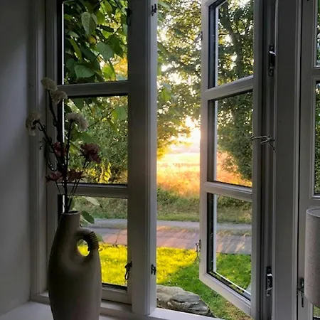 Casa vacanze With Large Garden On Langeland *