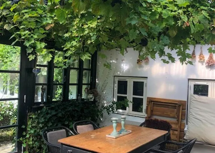 With Large Garden On Langeland Prázdninový dům *